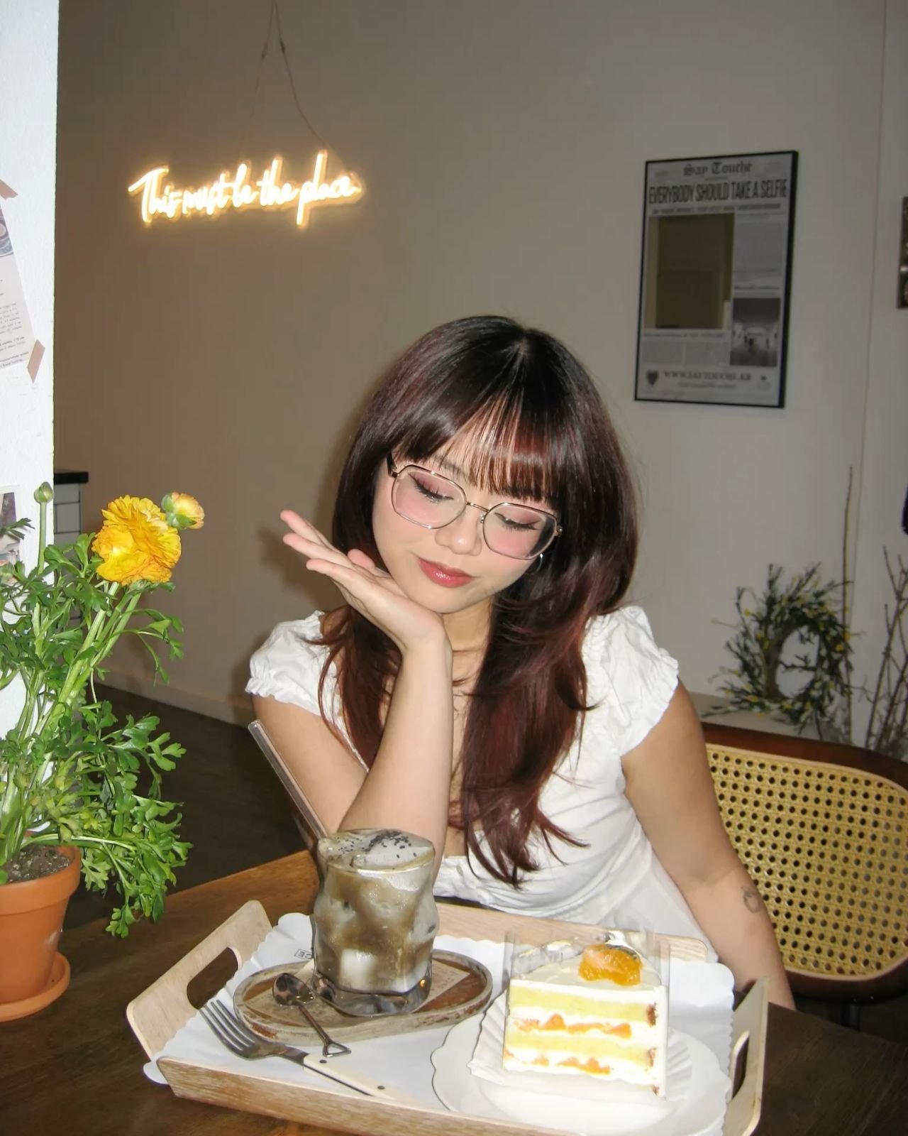 Beautiful Cafe Ambiance Design 6