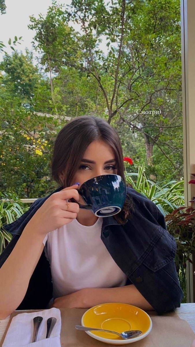 Chic Cafe Interior Style Ideas 6