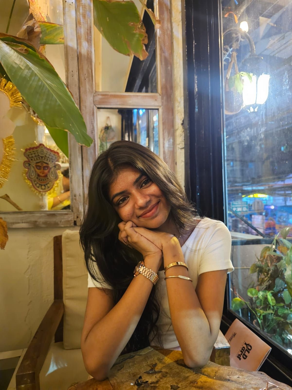 Chic Coffee Shop Atmosphere Ideas 6