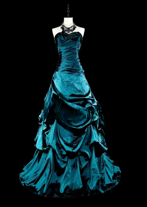 Beautiful Fashion Look Design 10