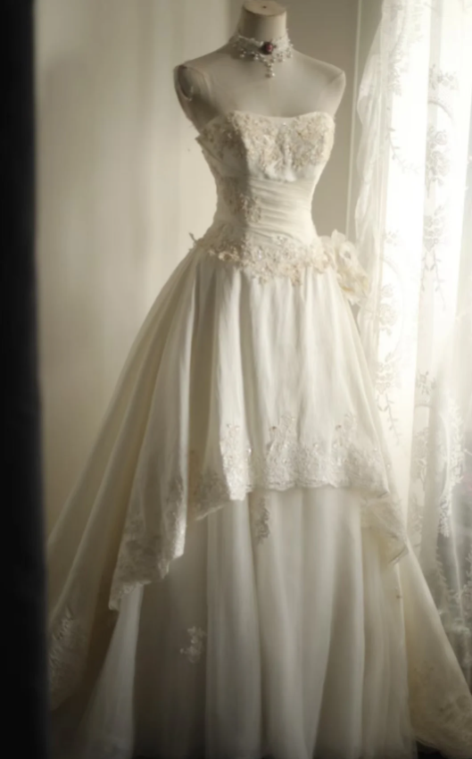 Stylish Fashion Ensemble Design 10