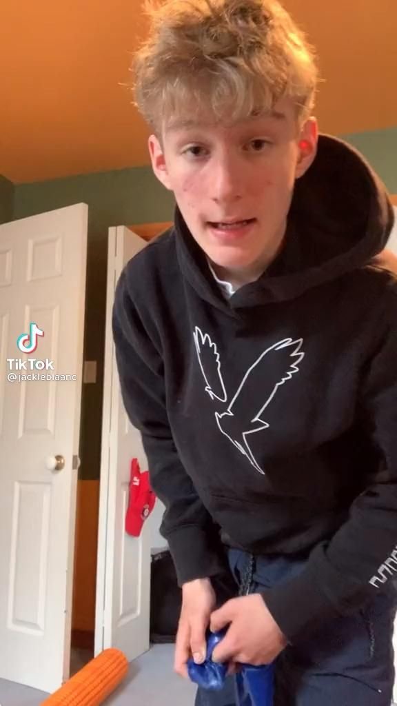 Comedy Skit Perfect for Your Feed
