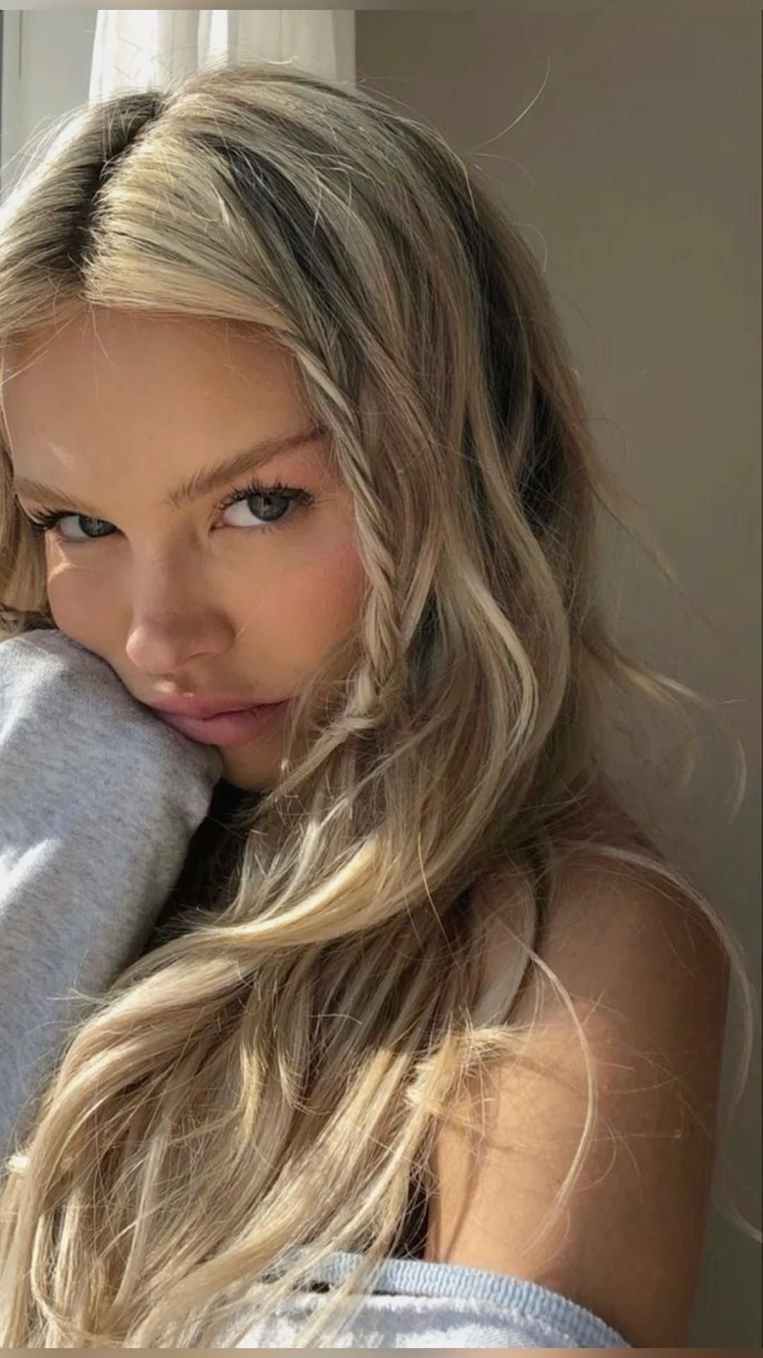Beautiful Blonde Woman Photography 3