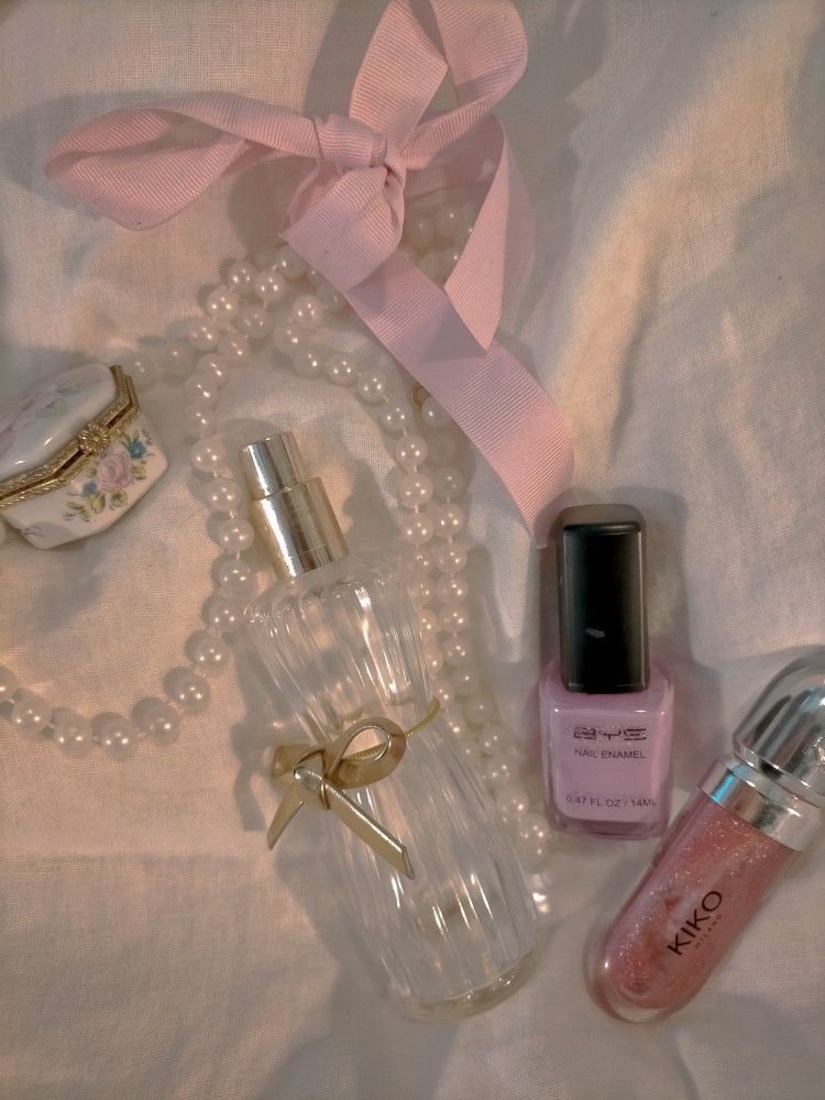 Coquette Style Aesthetic Inspiration 2