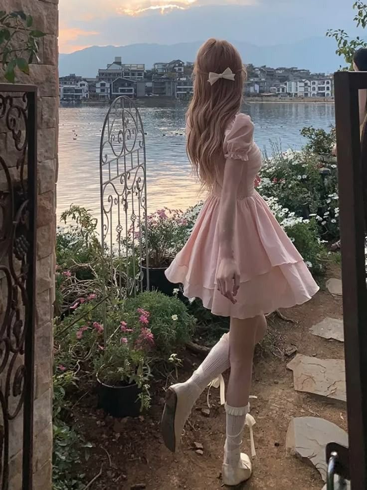Coquette Aesthetic Fashion Inspiration 2