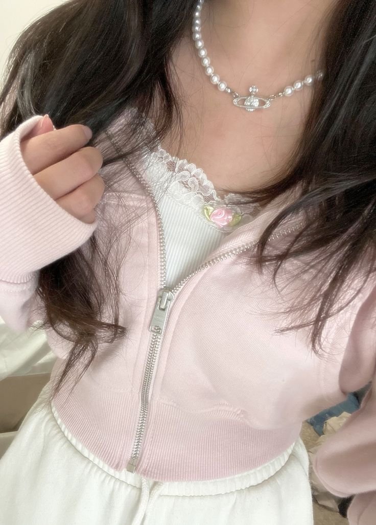 Coquette Girl Aesthetic Image 3
