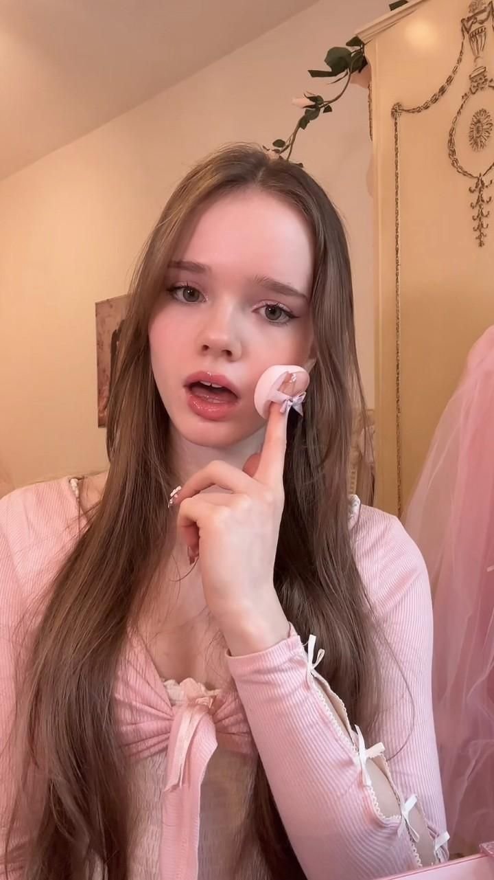 Soft Coquette Aesthetic Design 3