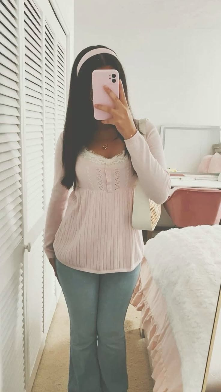 Soft Coquette Fashion Look 4