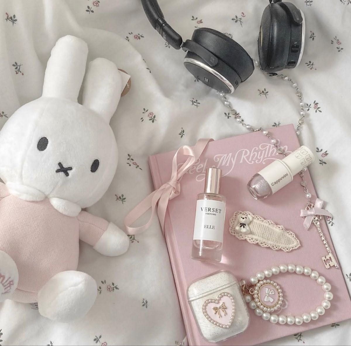 Coquette Aesthetic Fashion Inspiration 4