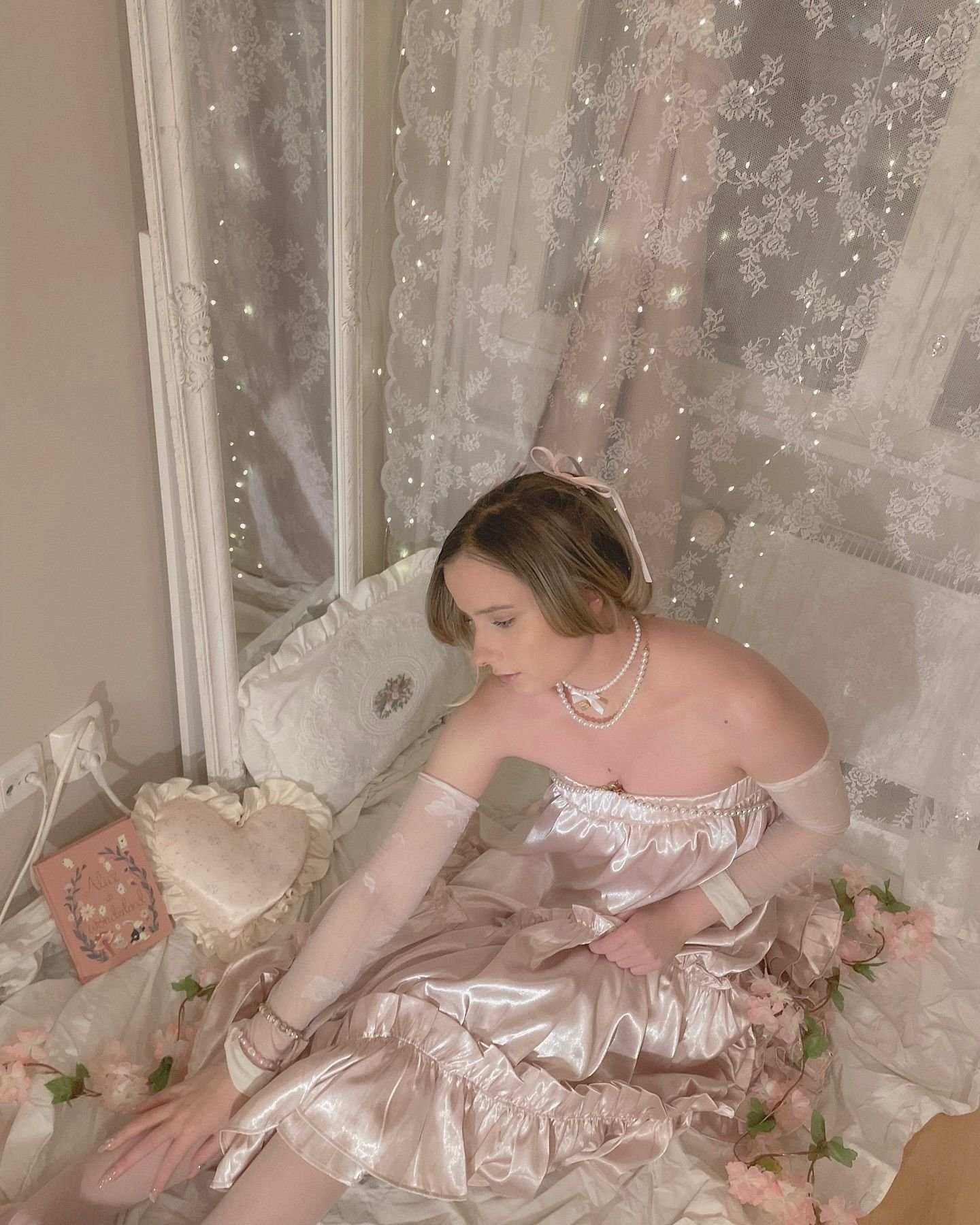 Soft Coquette Fashion Look 4