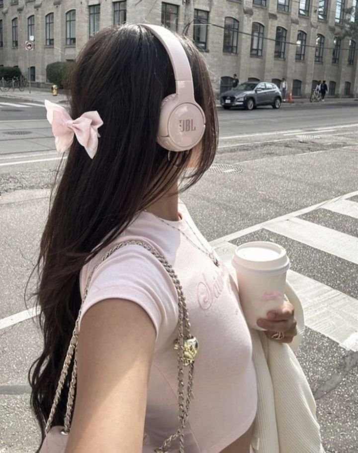 Romantic Coquette Girl Aesthetic 5