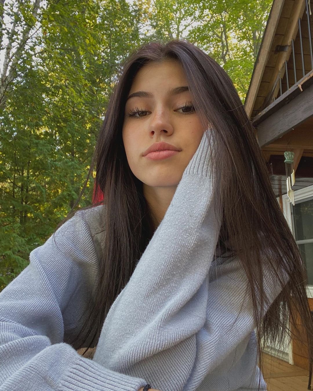Modern Selfie Photography Style 2