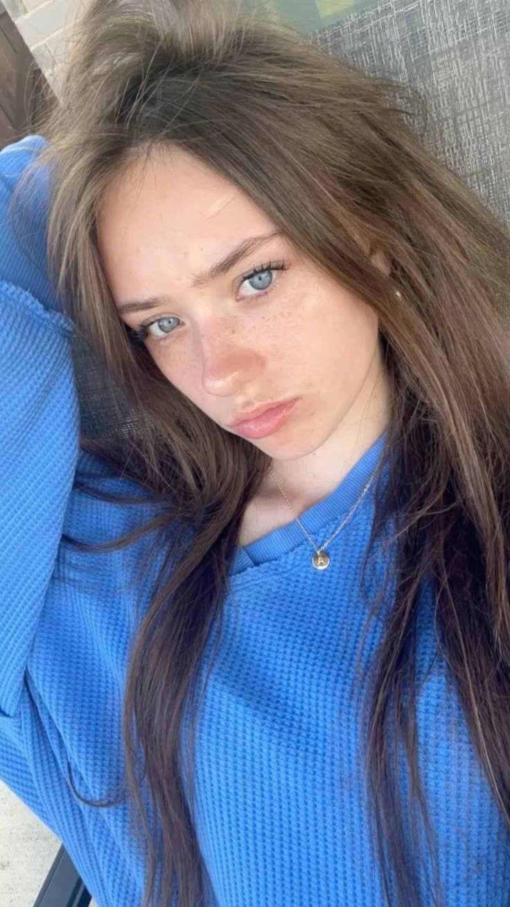 Beautiful Girl Selfie Photography 2