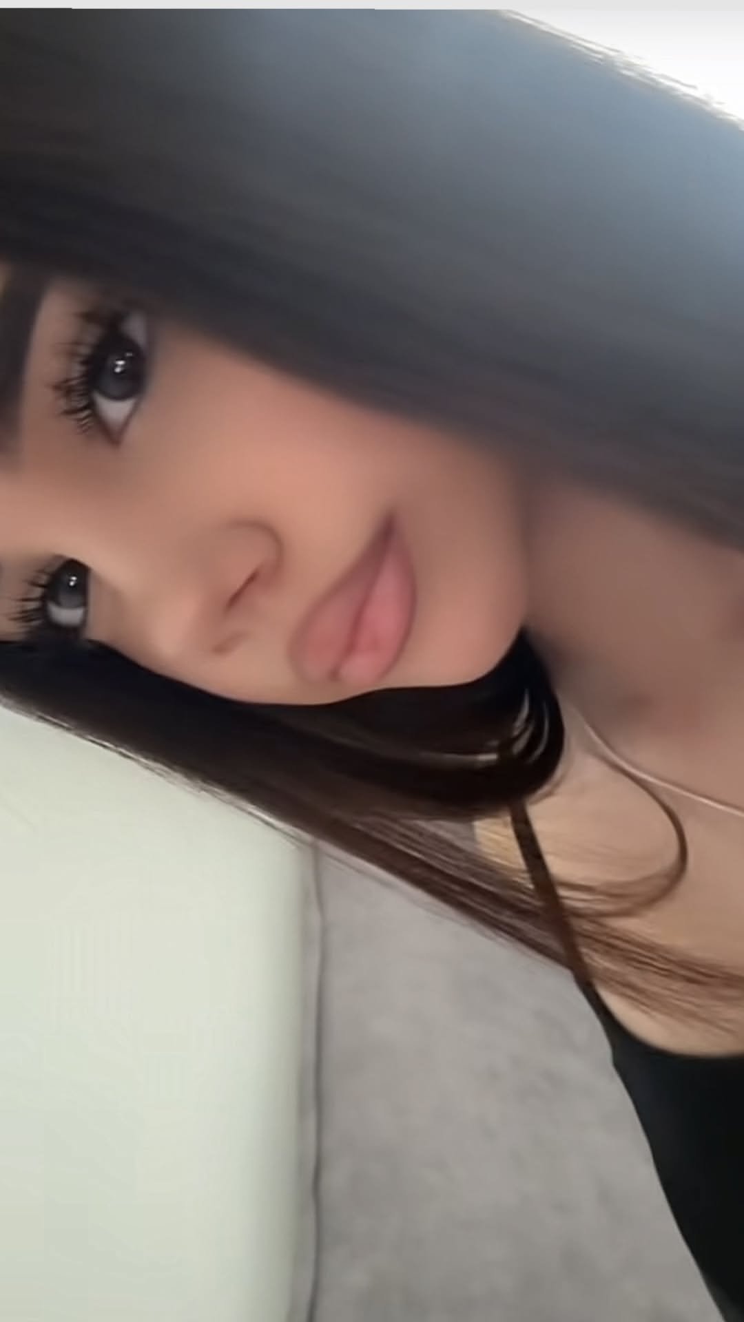 Stunning Selfie Pose Inspiration 3