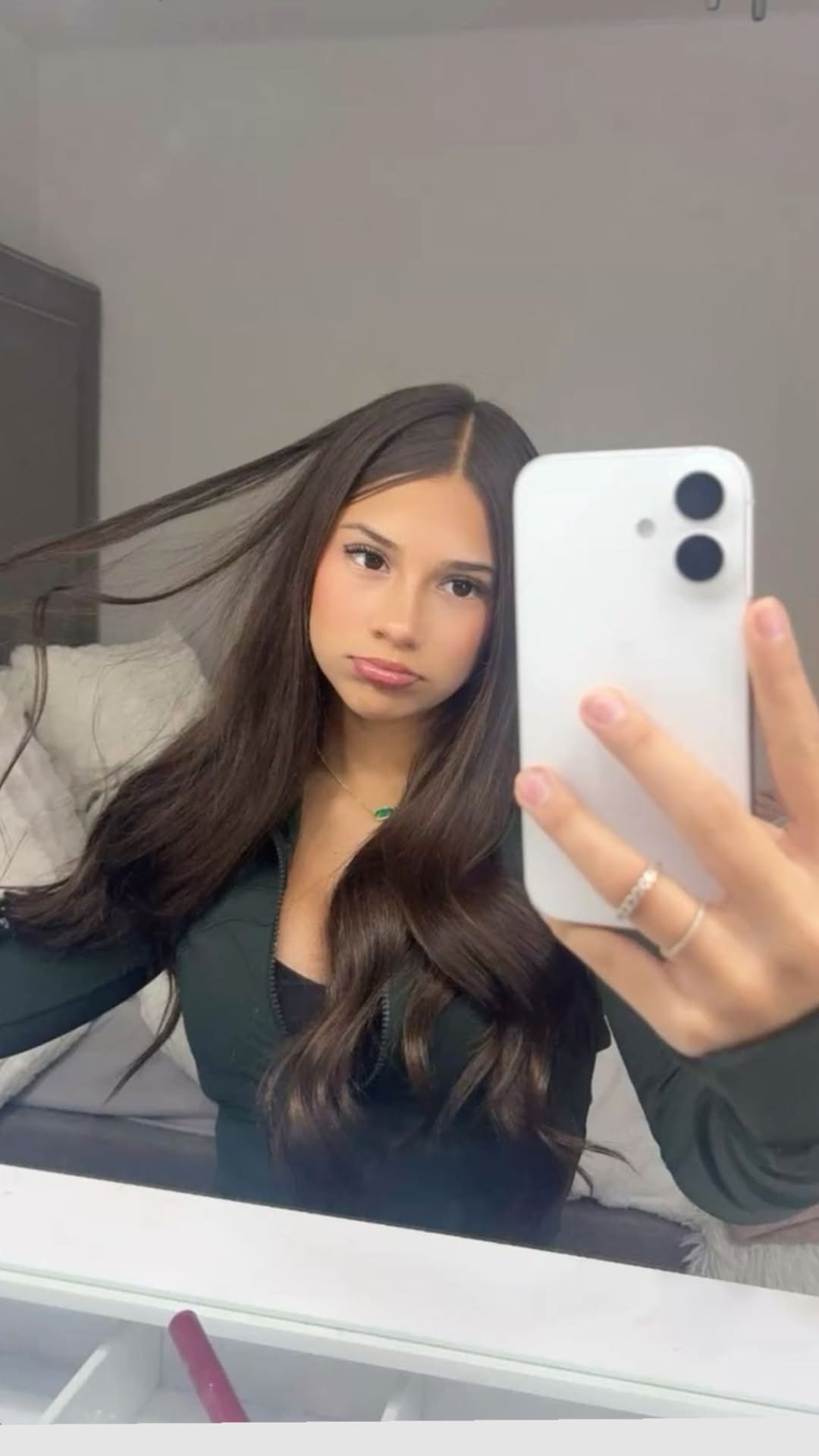 Stunning Selfie Portrait Inspiration 3