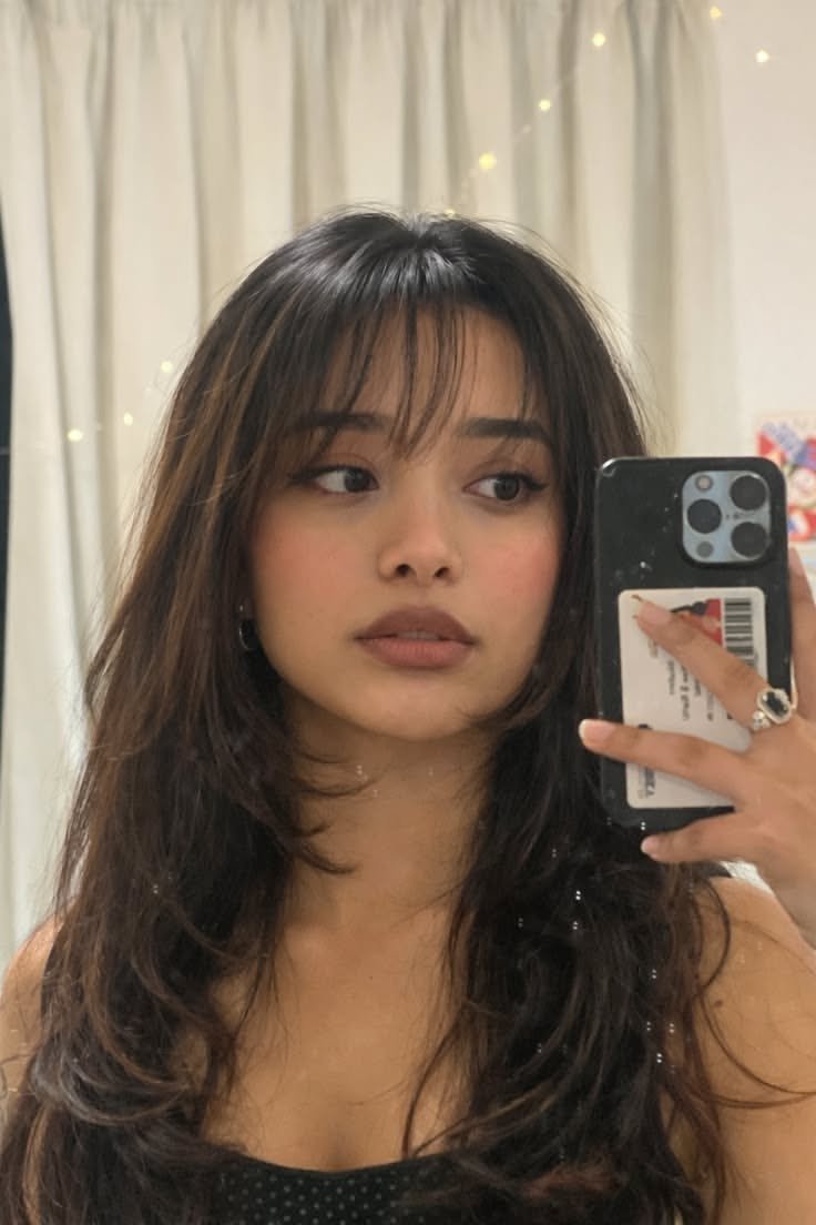 Modern Girl Selfie Style Design 3
