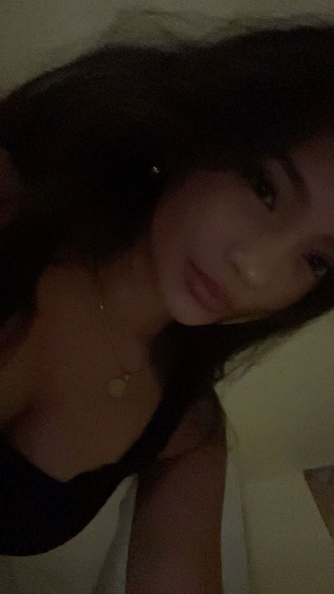 Stunning Selfie Pose Inspiration 5