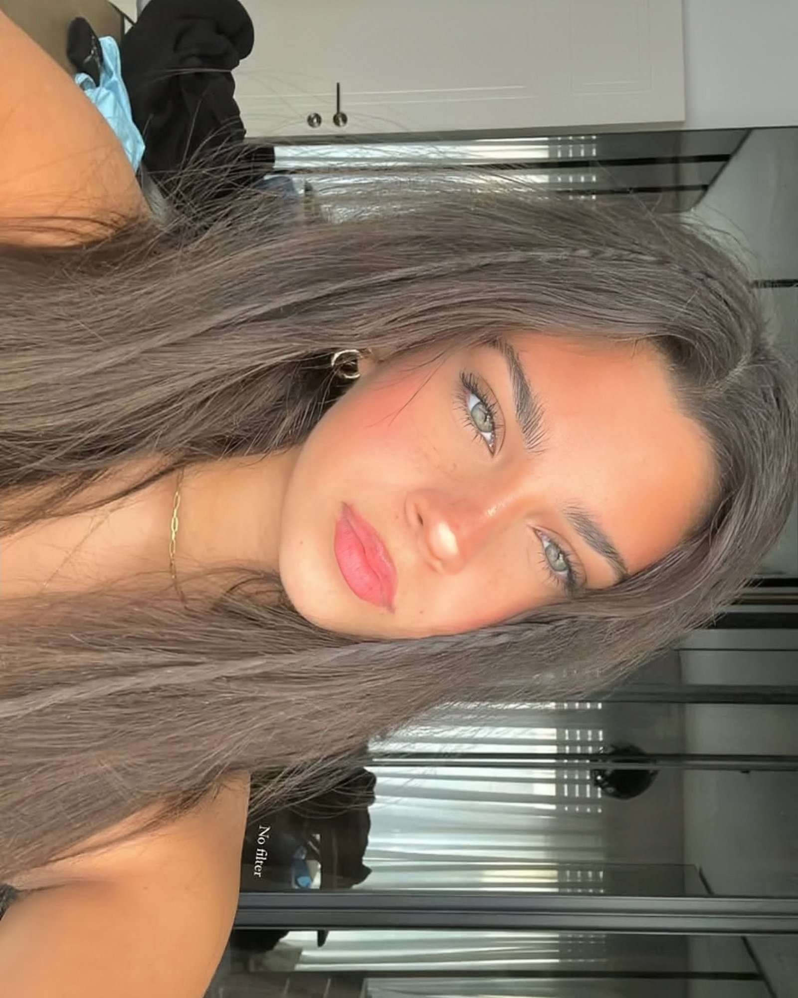 Stunning Selfie Pose Inspiration 6