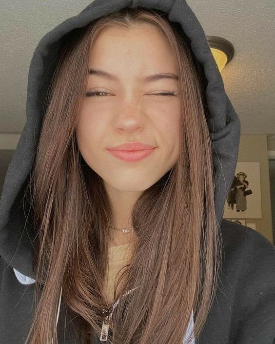 Beautiful Selfie Portrait Look 6