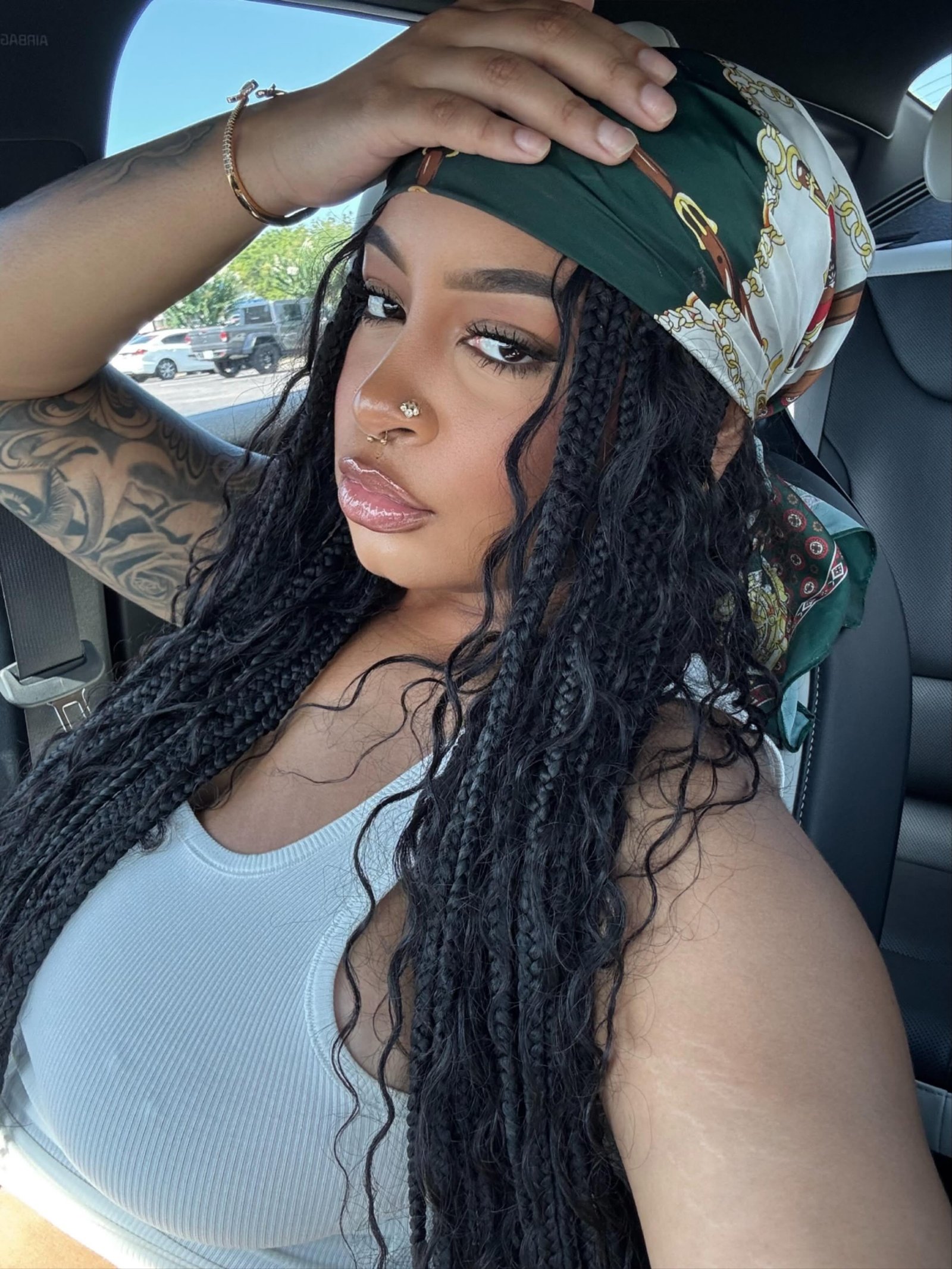 Selfie Moment | Girls