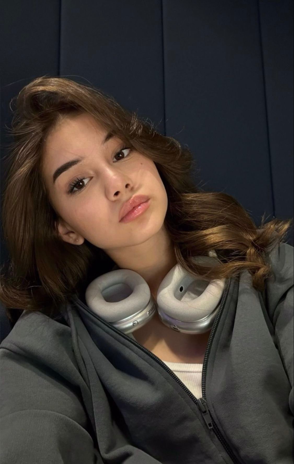 Selfie Pose That Will Inspire You