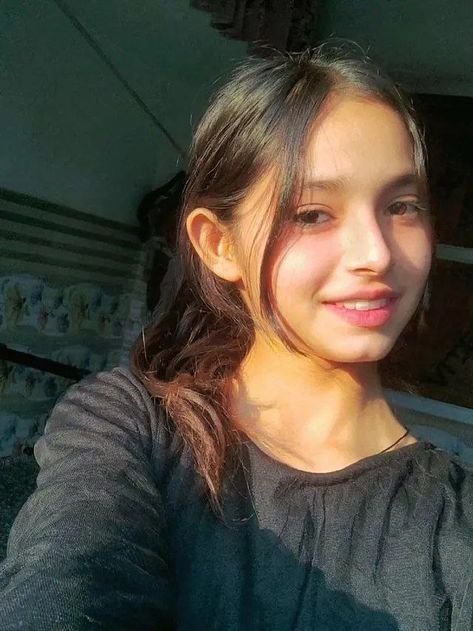 Beautiful Selfie Style | Girls