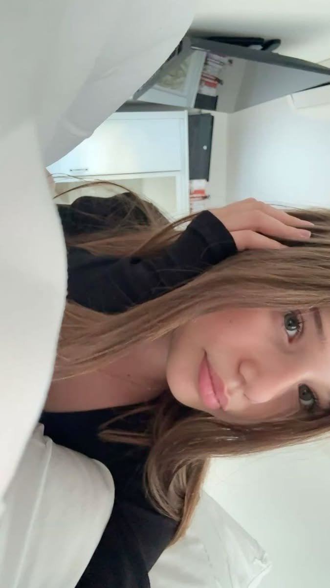 Gorgeous Face Feature Image 7