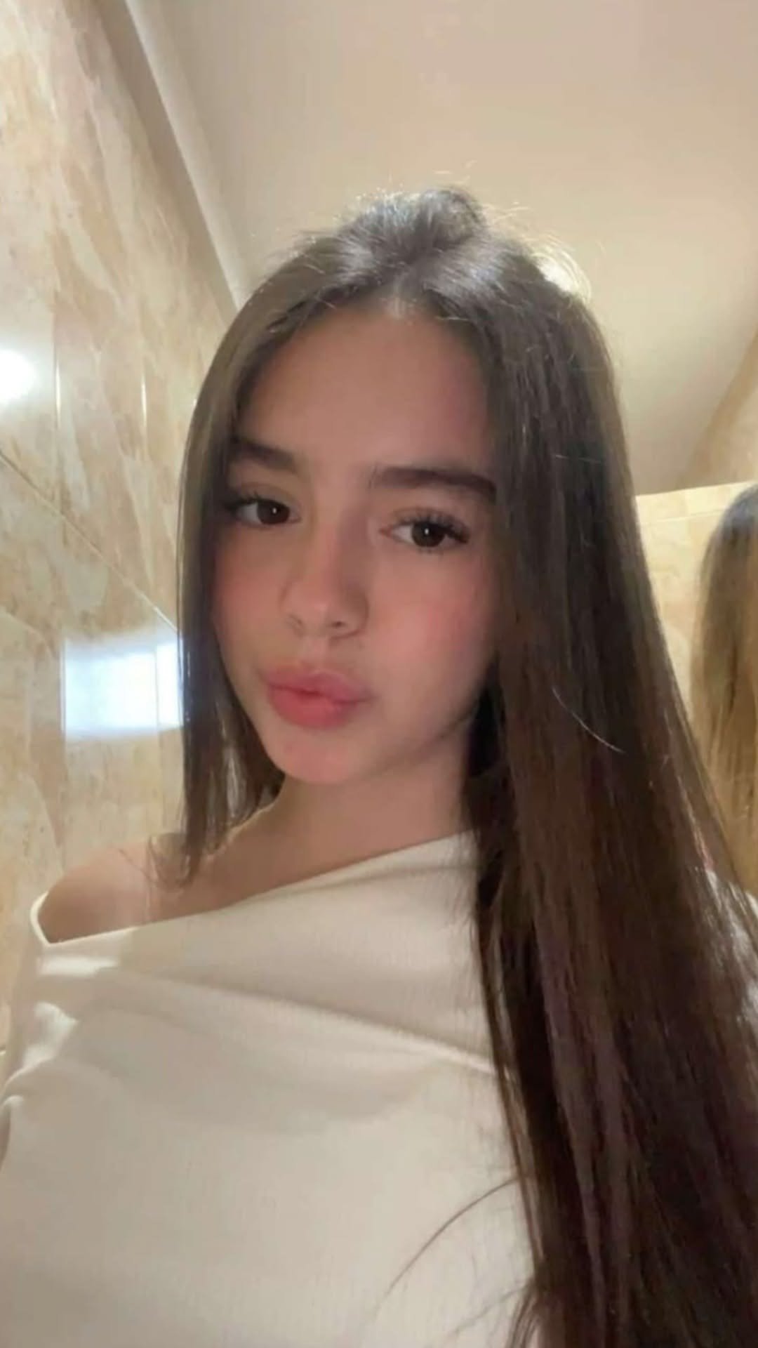 Gorgeous Girl Beauty Portrait 4