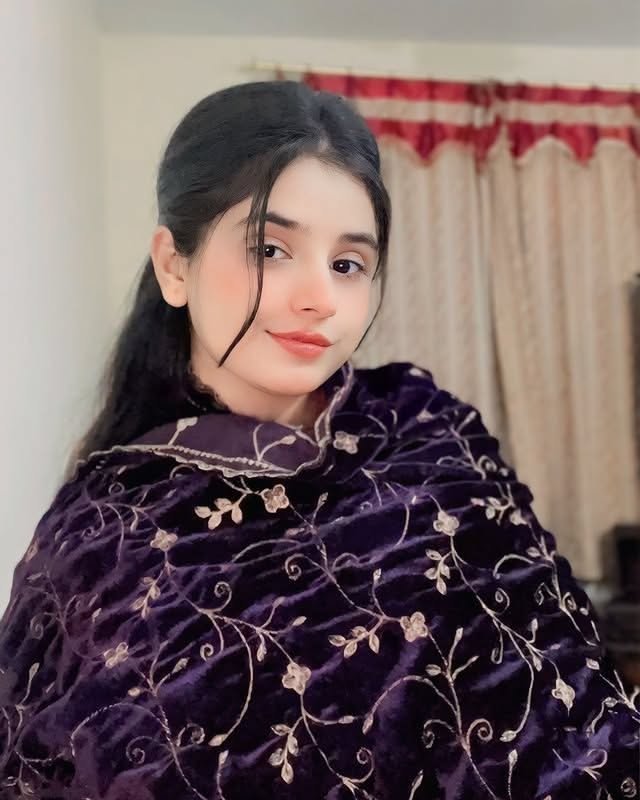Gorgeous Face Feature Image 5