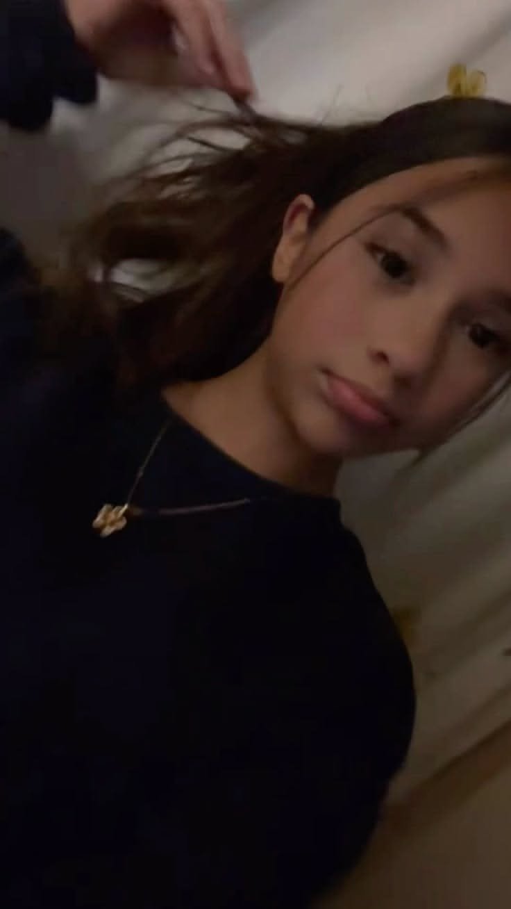 Stunning Girl Face Image 6