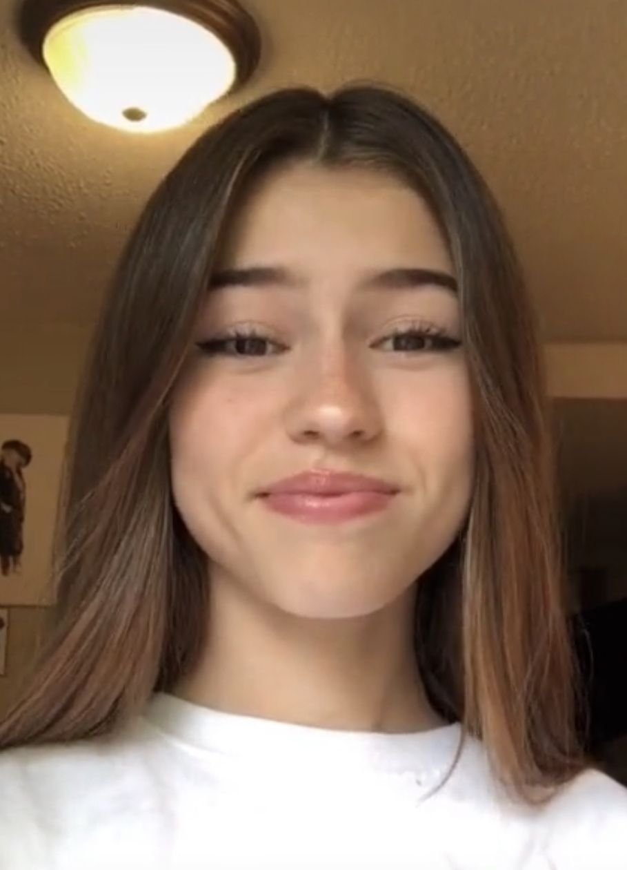 Stunning Girl Face Image 7
