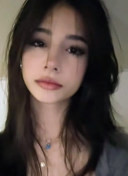 Gorgeous Face Feature Image 7