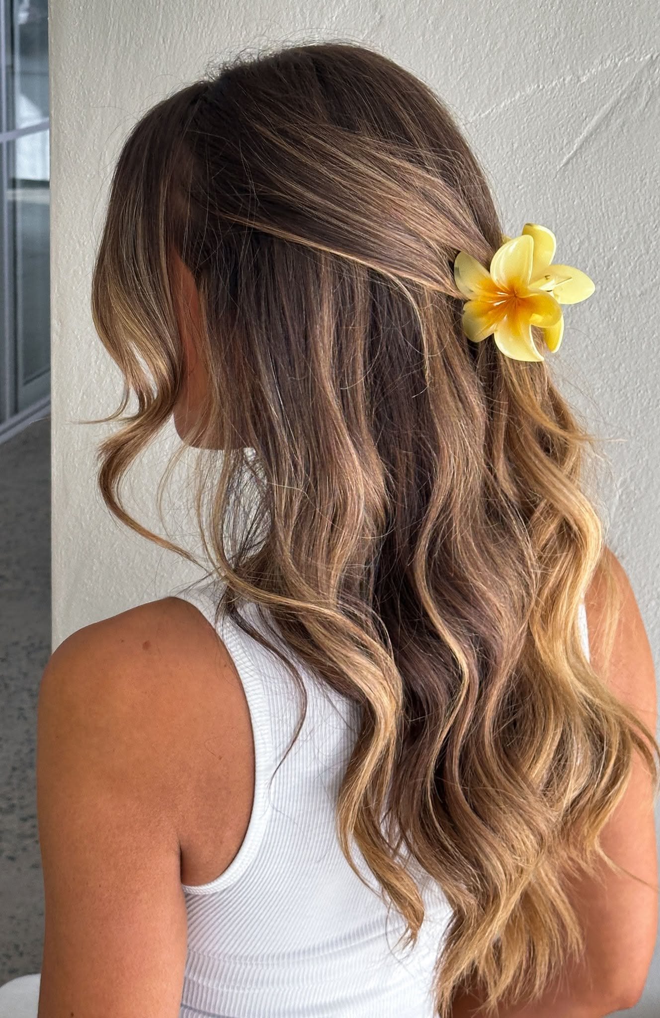 Voluminous Curly Curl Pattern