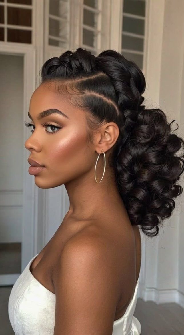 Voluminous Natural Curly Look 2