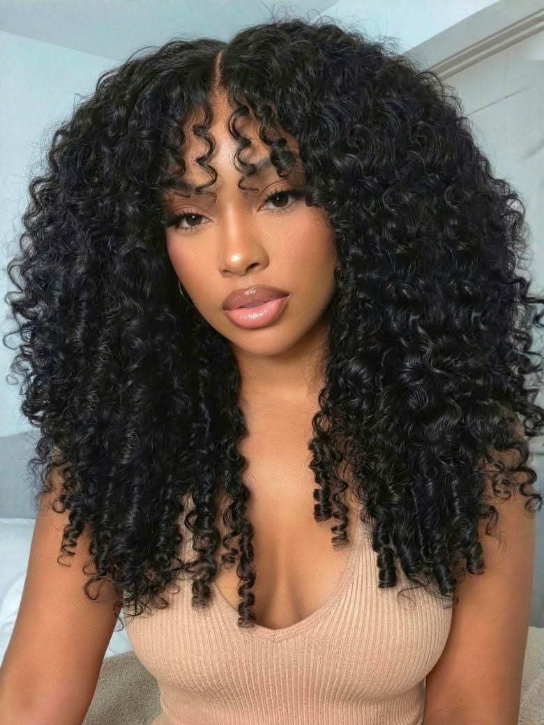 Bouncy Curly Hairstyle Look 4