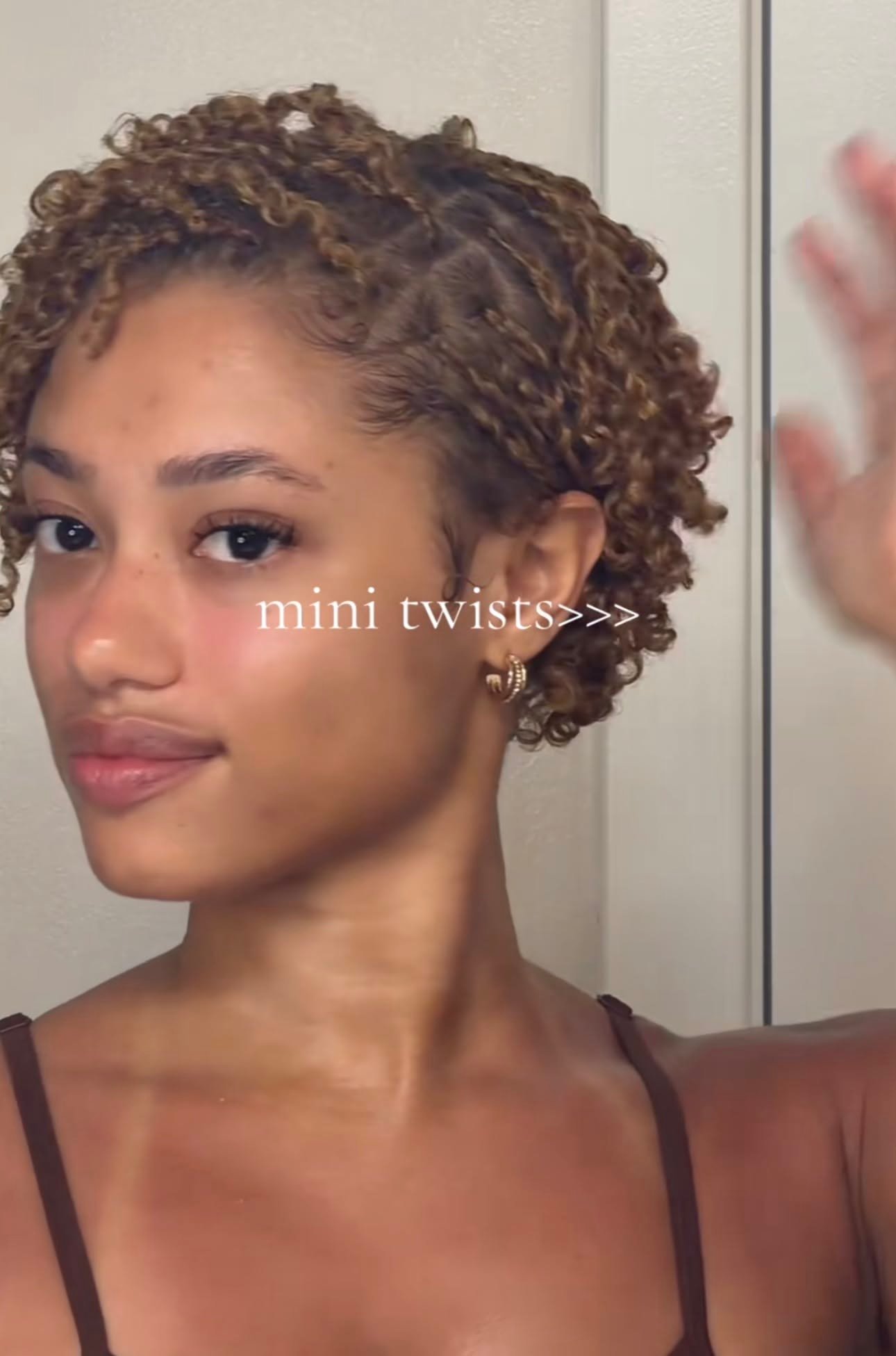 Beautiful Curly Hair Fashion