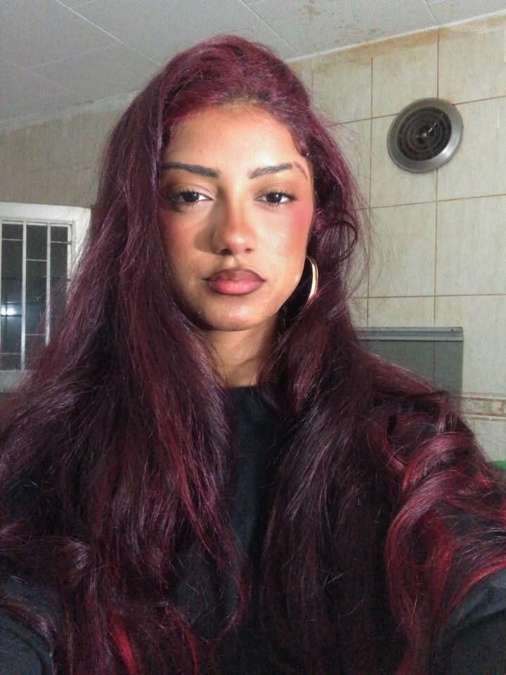 Voluminous Natural Curly Look