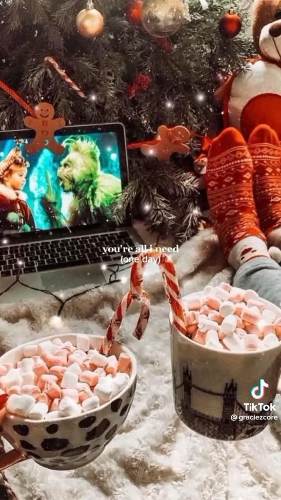 Warm Christmas Decor | Holiday