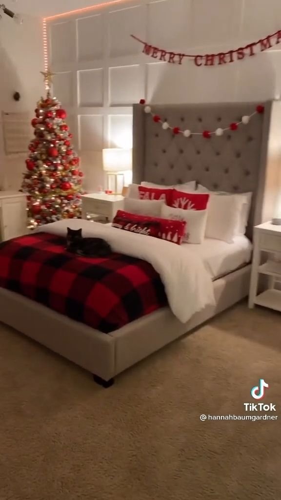 Enchanting Christmas Spirit for Daily Inspiration
