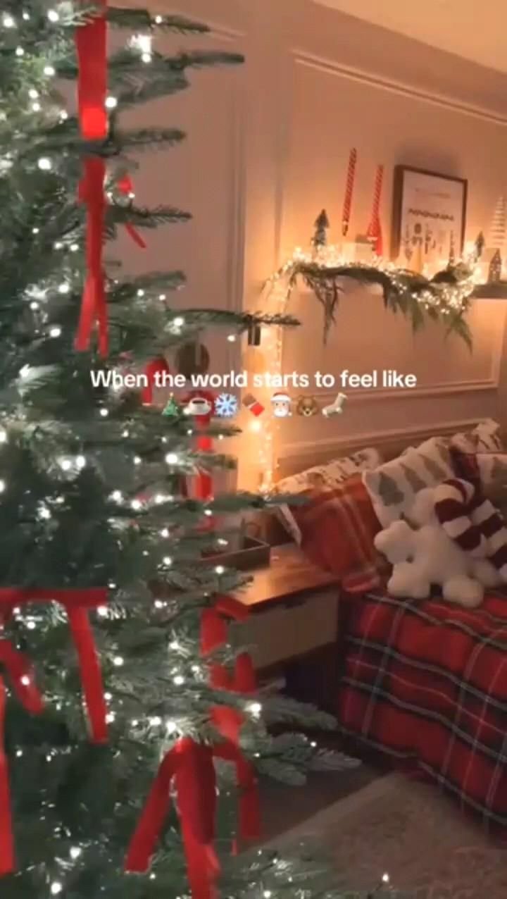 Warm Christmas Magic | Holiday Inspiration