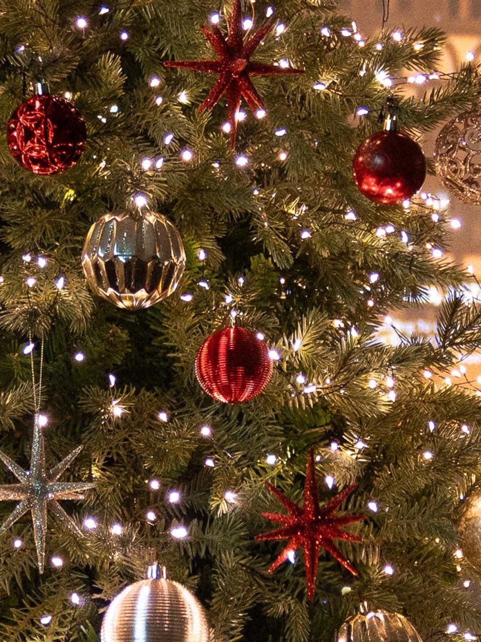 Warm Christmas Magic | Holiday Inspiration