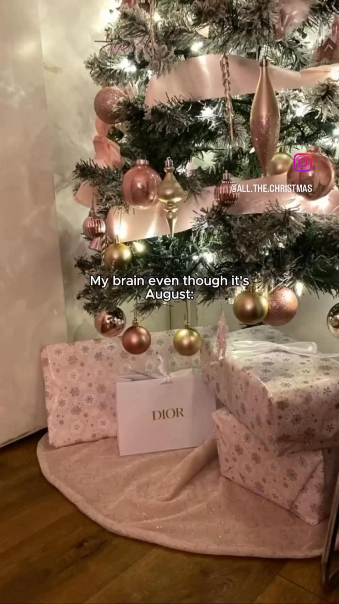 This Christmas Magic Is Going Viral