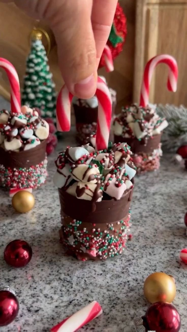 Festive Christmas — Must See
