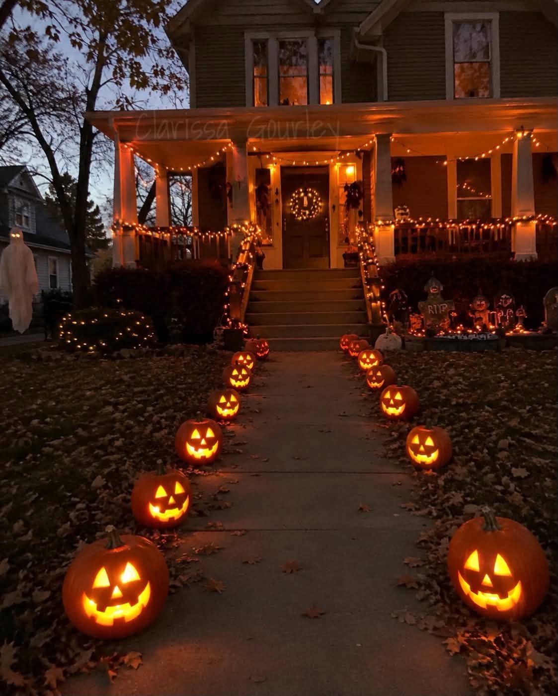 Scary Halloween Costume Inspiration 4