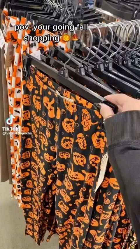 Creepy Halloween Party Decor 4