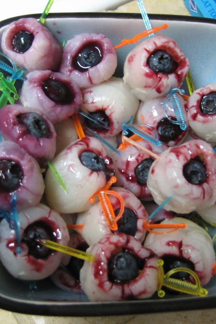 Creative Halloween Decoration Design 4