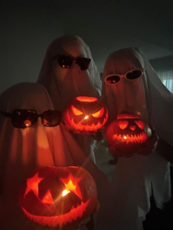 Creepy Halloween Party Decor 4