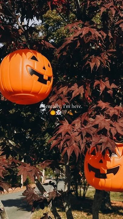 Creative Halloween Decoration Design 4