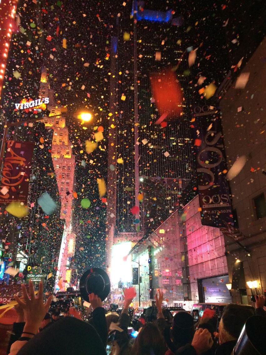 Glamorous New Years Eve Celebration 3