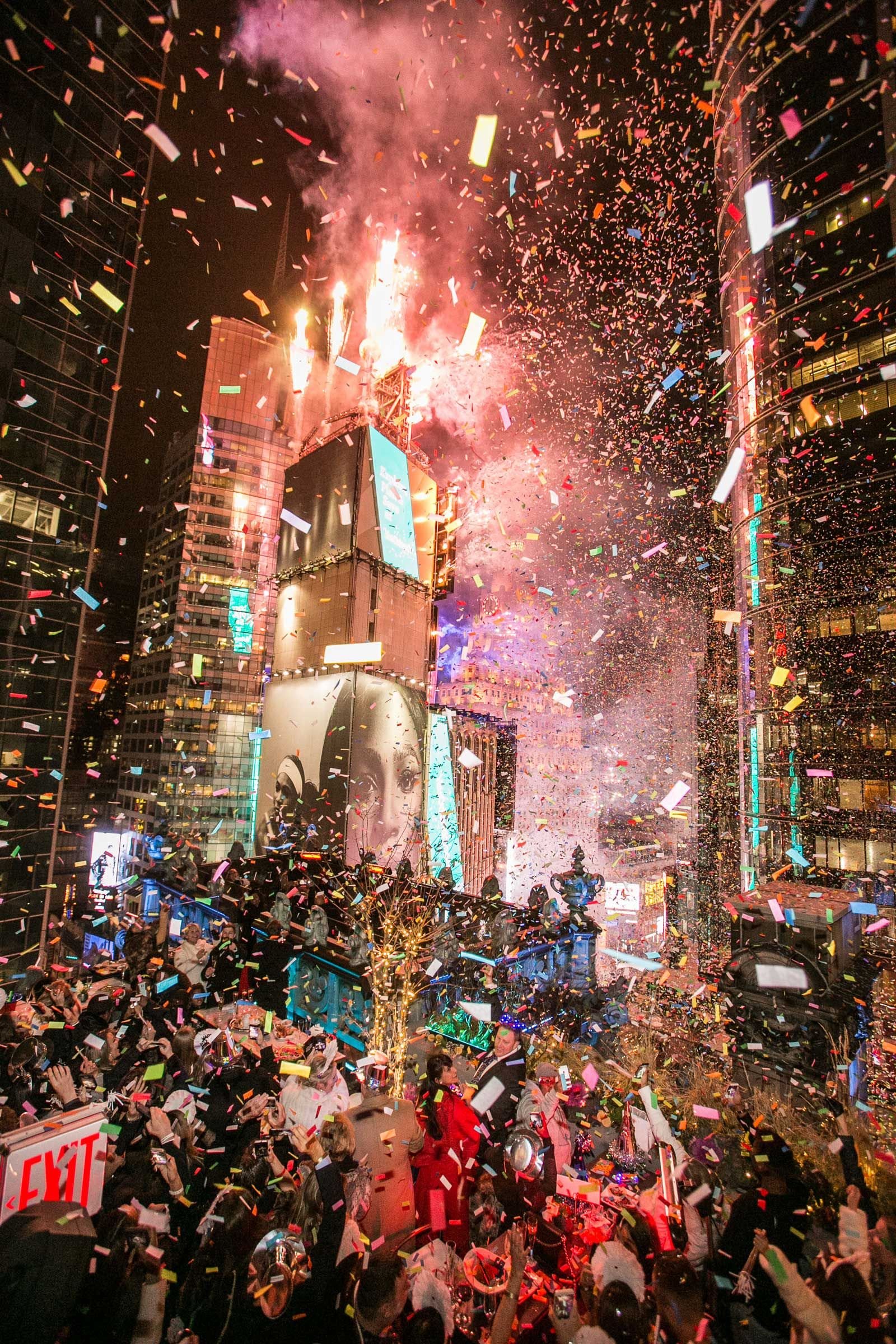 Glamorous New Year Celebration Inspiration 3